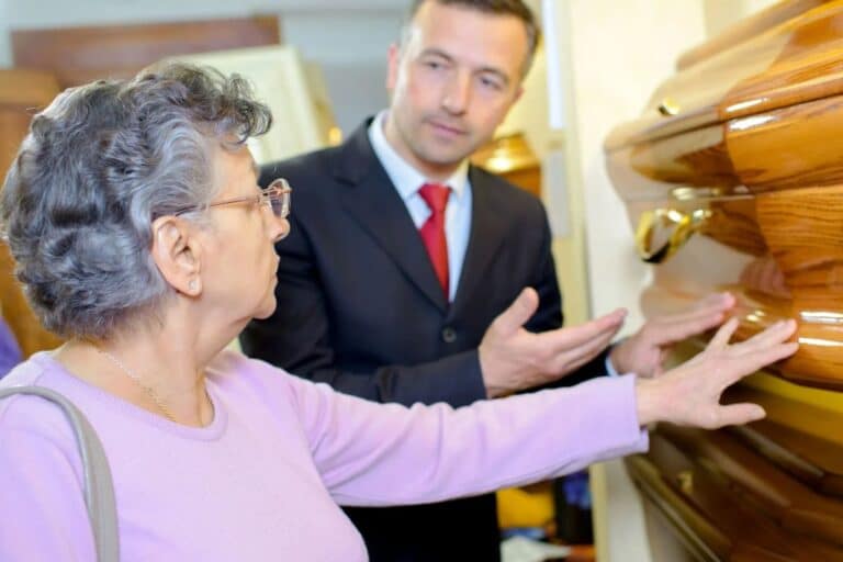 Reconversion professionnelle dans le secteur funéraire